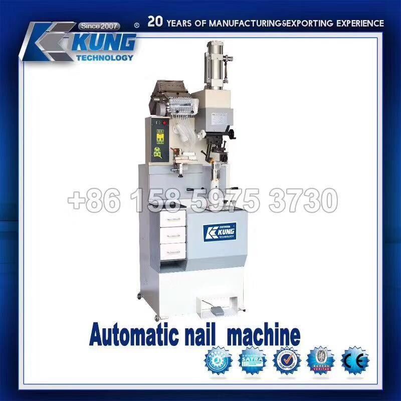 Automatic Plastic Sole Injection Molding Machine For Shoes Upper Making