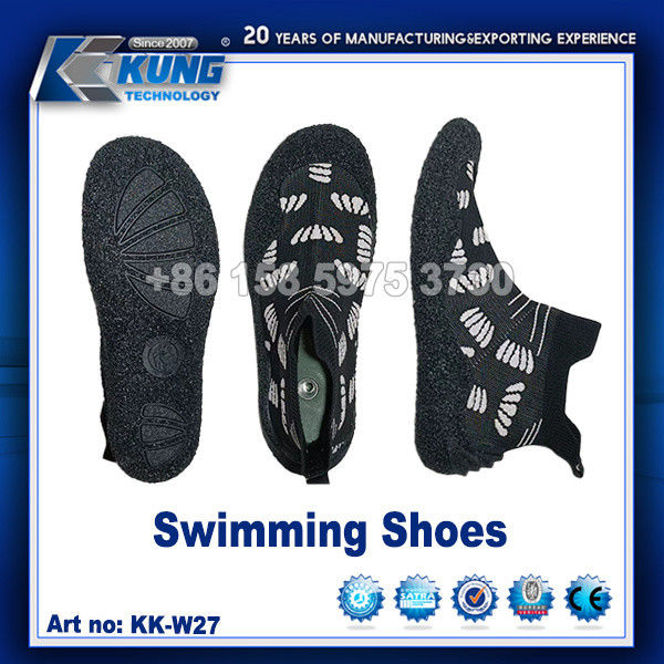 Lightweight Practical Swimming Pool Shoes , Anti Abrasion Fashion Water Shoes