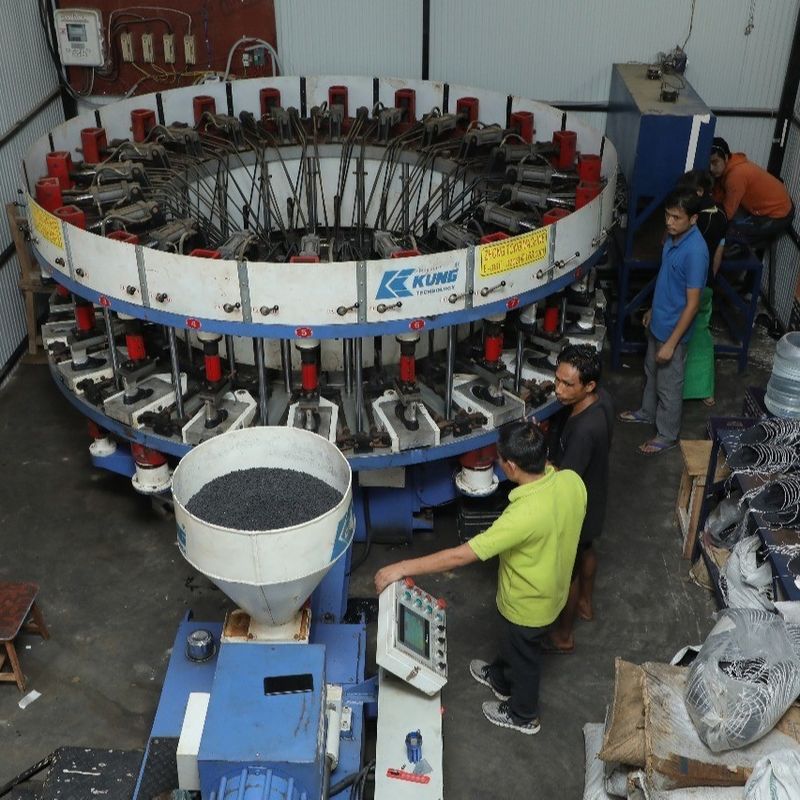 Double Color PVC Plastic Sole Injection Molding Machine Automatic Rotary