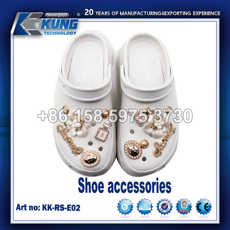 Decorative Lightweight Plastic Shoe Charms , Multipurpose Shoe Buckles Custom