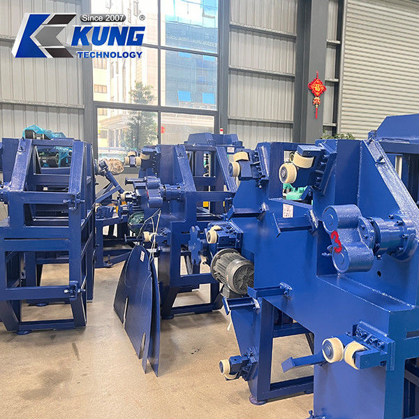 Automatic Plastic Shoe Making Machine Pvc Three Color Upper Molding